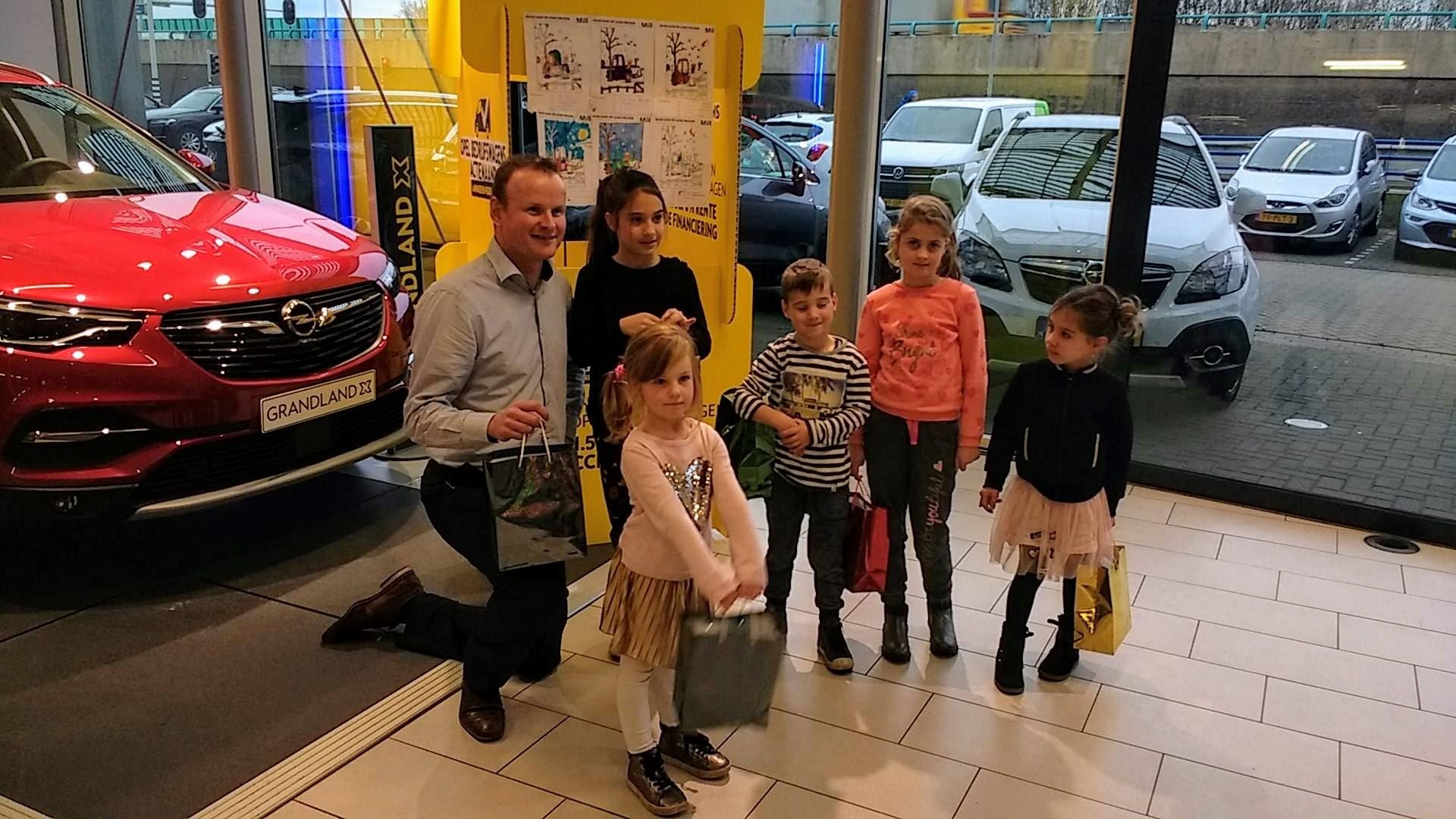 Opel Van Mill kleurwedstrijd kids winactie 