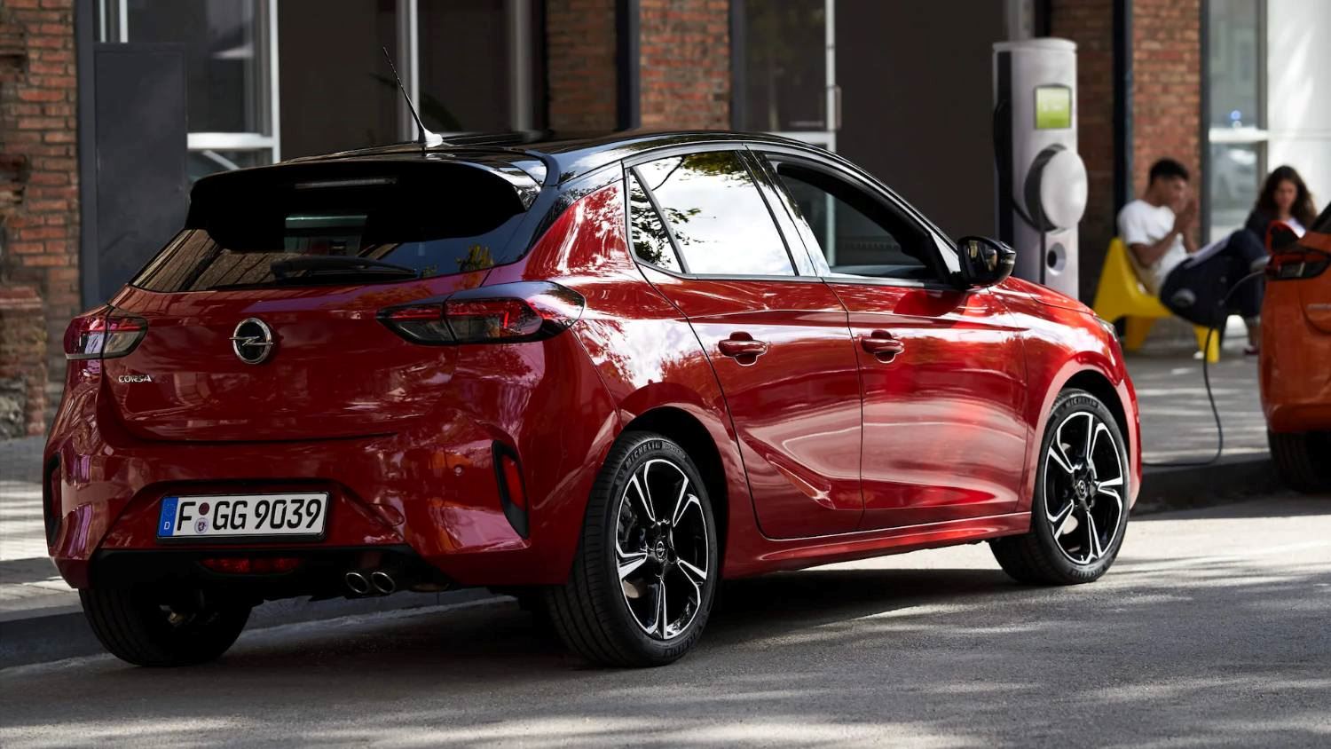 Opel Corsa zij-/achterkant rood 2022