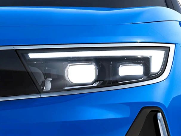 Opel Astra Koplamp blauw 2022